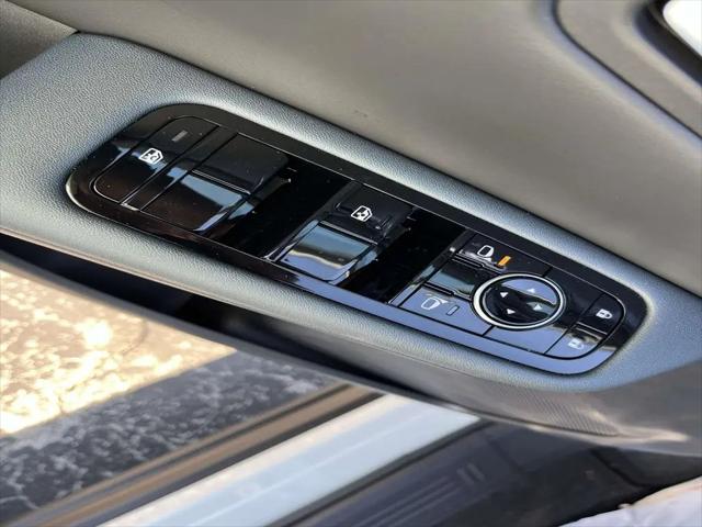 2026 Nissan LEAF PLATINUM+