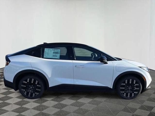 2026 Nissan LEAF PLATINUM+