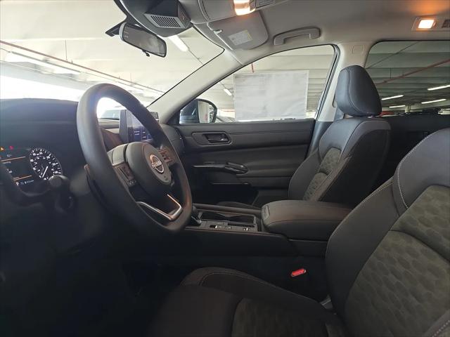 2026 Nissan Pathfinder S