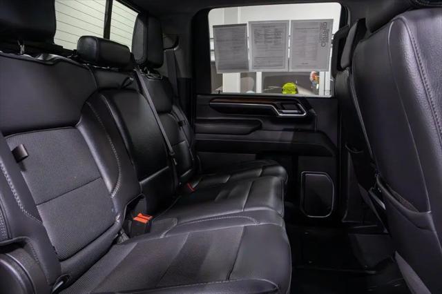 2024 GMC Sierra 3500HD 4WD Crew Cab Standard Bed Denali