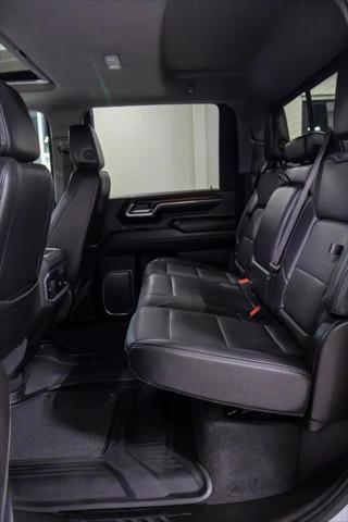 2024 GMC Sierra 3500HD 4WD Crew Cab Standard Bed Denali