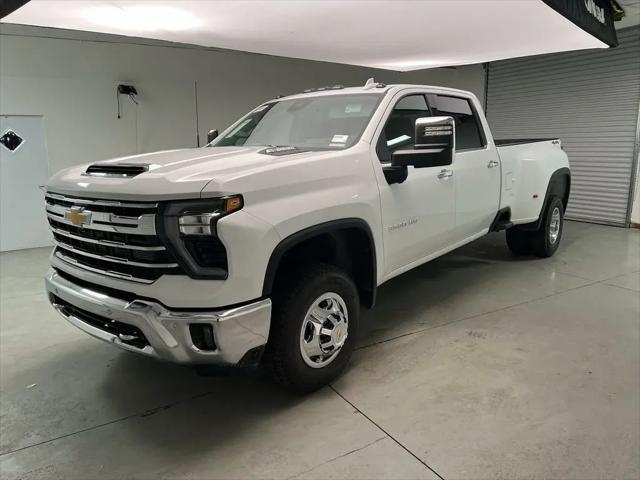 2026 Chevrolet Silverado 3500HD Crew Cab, Long Bed, LTZ Dual Rear Wheel, RWD