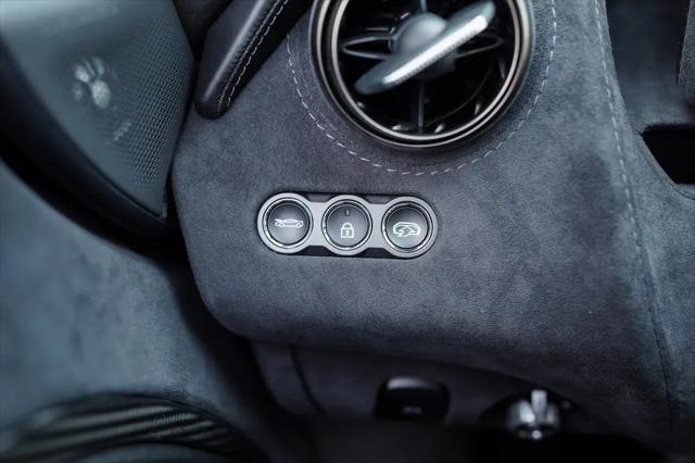 2020 McLaren 720S Performance