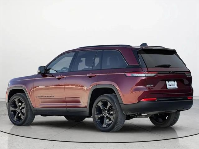 2022 Jeep Grand Cherokee Altitude 4x4