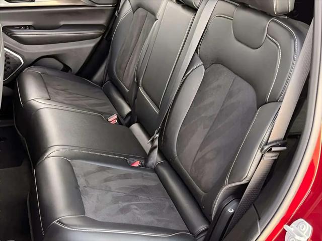 2022 Jeep Grand Cherokee Altitude 4x4