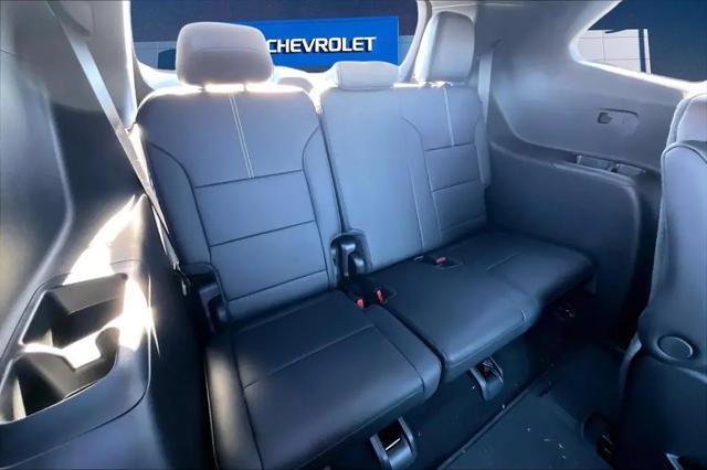 2026 GMC Acadia Elevation FWD