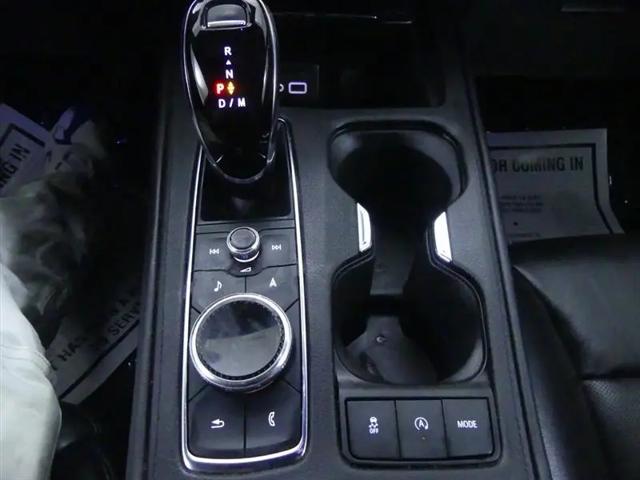 2023 Cadillac XT4 AWD Premium Luxury