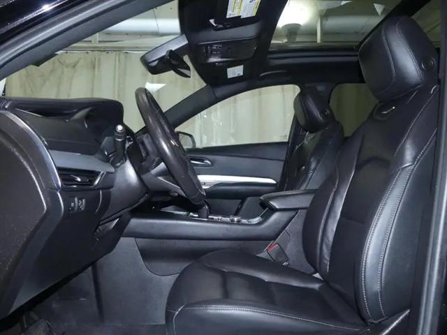 2023 Cadillac XT4 AWD Premium Luxury