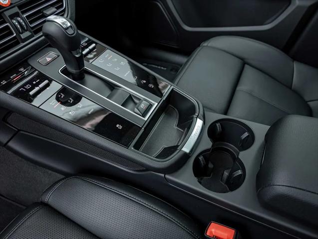 2026 Porsche Macan T
