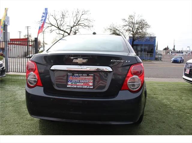 2015 Chevrolet Sonic LT Auto