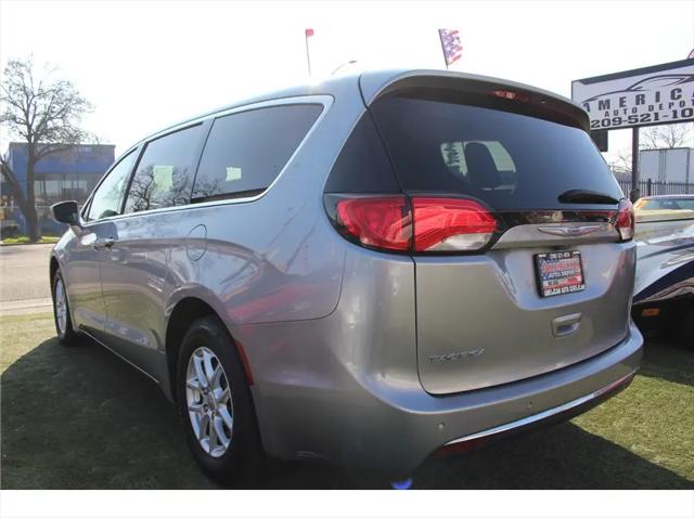 2020 Chrysler Pacifica Touring