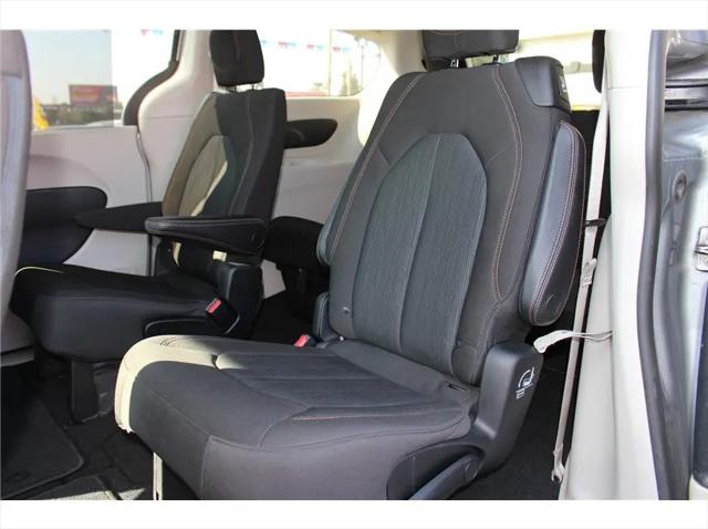 2020 Chrysler Pacifica Touring