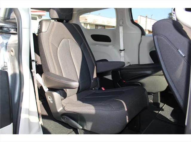 2020 Chrysler Pacifica Touring