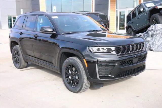 2026 Jeep Grand Cherokee Altitude 4x4 for sale in Shawnee, OK