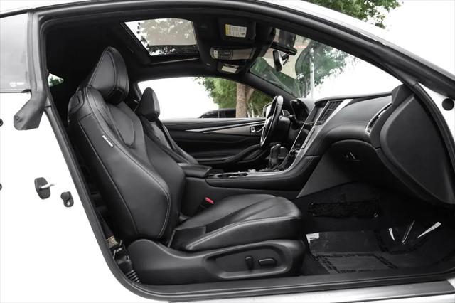 2017 INFINITI Q60 3.0t Premium