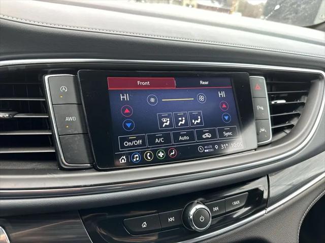 2024 Buick Enclave Essence AWD