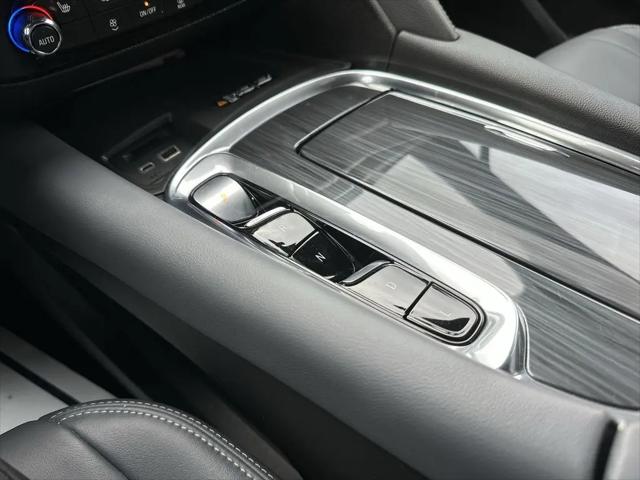 2024 Buick Enclave Essence AWD