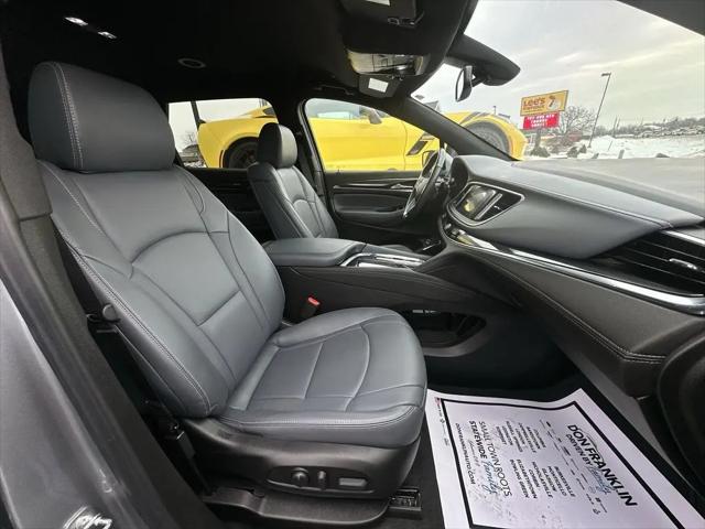 2024 Buick Enclave Essence AWD