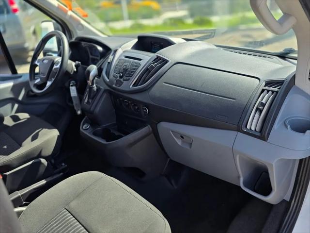2018 Ford Transit XLT