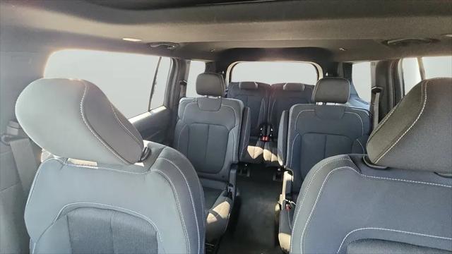 2025 Jeep Grand Cherokee L Laredo X 4x4