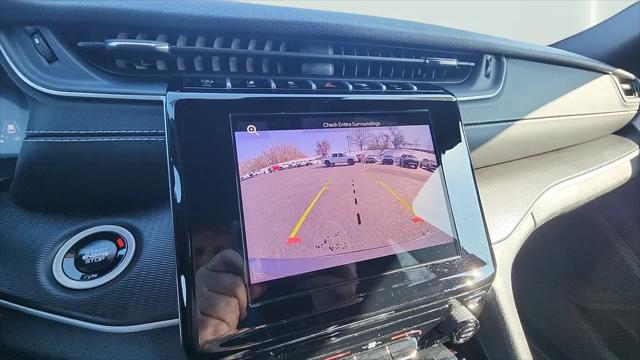 2025 Jeep Grand Cherokee L Laredo X 4x4