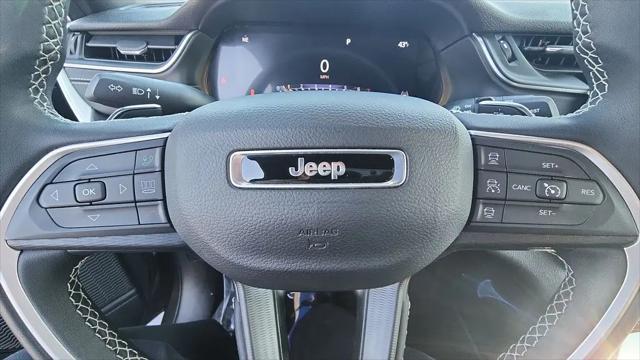 2025 Jeep Grand Cherokee L Laredo X 4x4