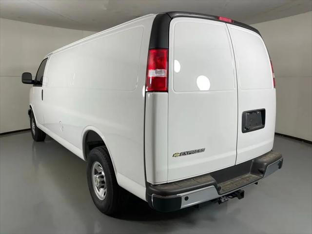 2025 Chevrolet Express Cargo Van RWD 2500 Extended Wheelbase WT