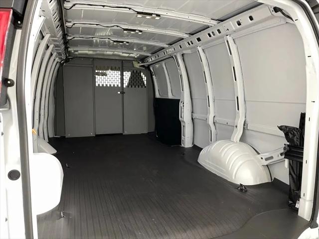 2025 Chevrolet Express Cargo Van RWD 2500 Extended Wheelbase WT