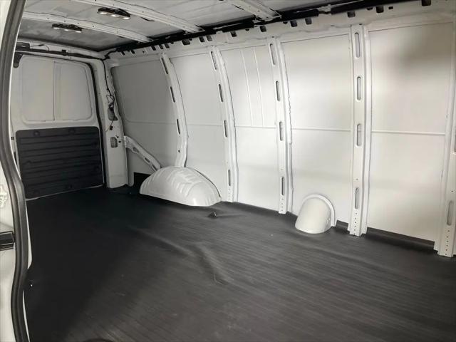 2025 Chevrolet Express Cargo Van RWD 2500 Extended Wheelbase WT