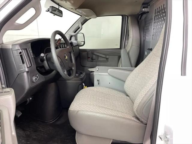 2025 Chevrolet Express Cargo Van RWD 2500 Extended Wheelbase WT