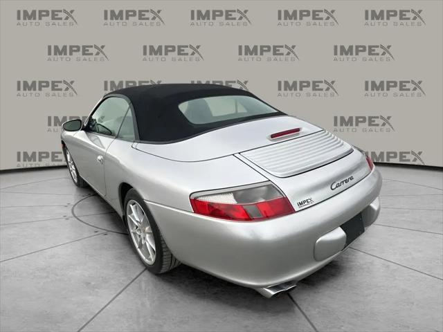 2004 Porsche 911 Carrera 4