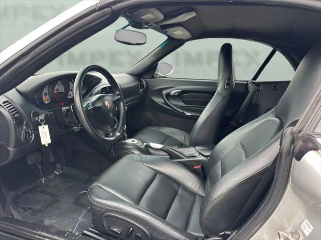 2004 Porsche 911 Carrera 4
