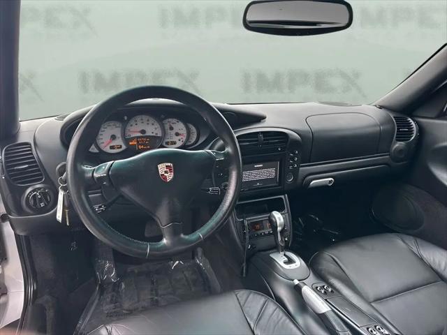 2004 Porsche 911 Carrera 4