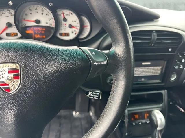 2004 Porsche 911 Carrera 4