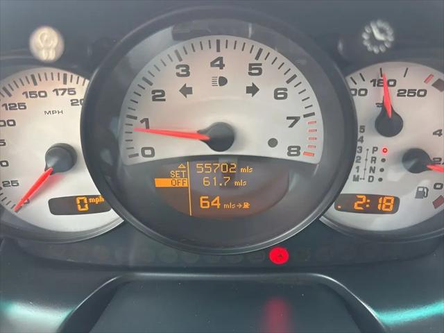 2004 Porsche 911 Carrera 4