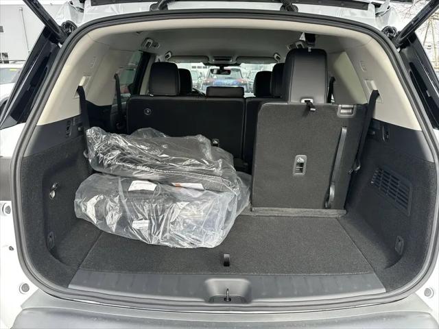 2026 Nissan Pathfinder SL