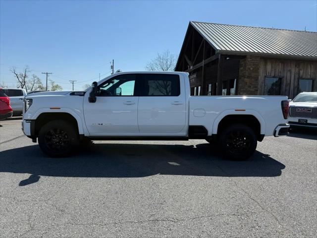 2024 GMC Sierra 2500HD 4WD Crew Cab Standard Bed AT4