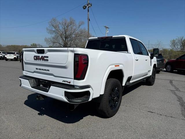 2024 GMC Sierra 2500HD 4WD Crew Cab Standard Bed AT4