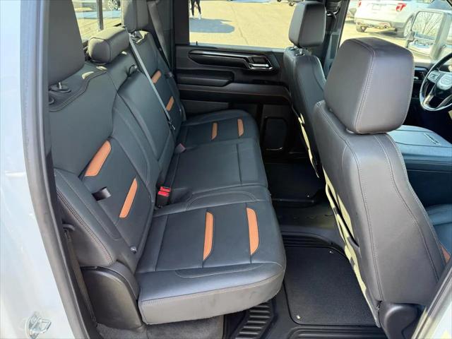 2024 GMC Sierra 2500HD 4WD Crew Cab Standard Bed AT4