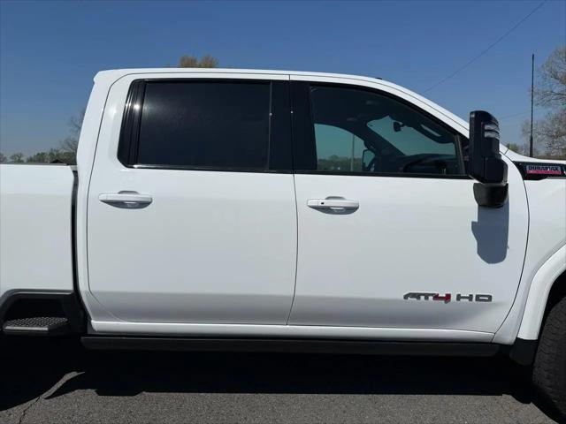 2024 GMC Sierra 2500HD 4WD Crew Cab Standard Bed AT4