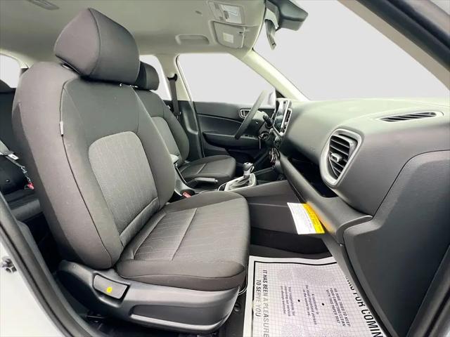 2026 Hyundai Venue SE