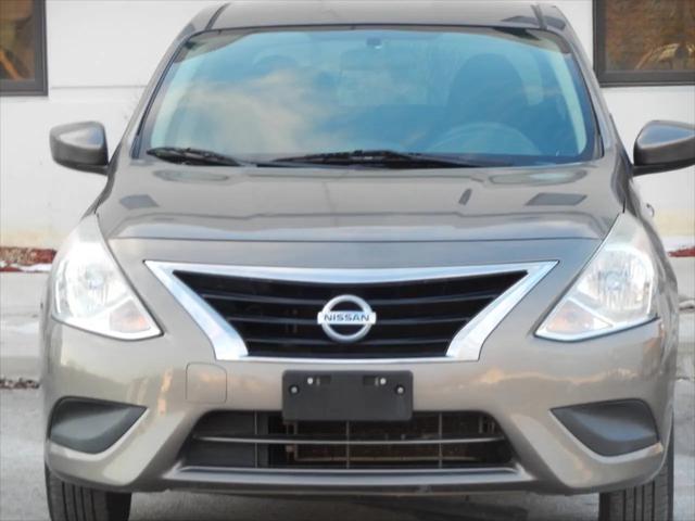 2016 Nissan Versa 1.6 SV