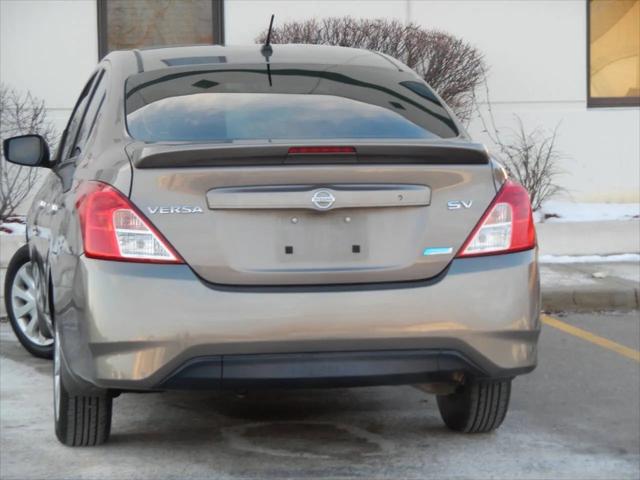 2016 Nissan Versa 1.6 SV