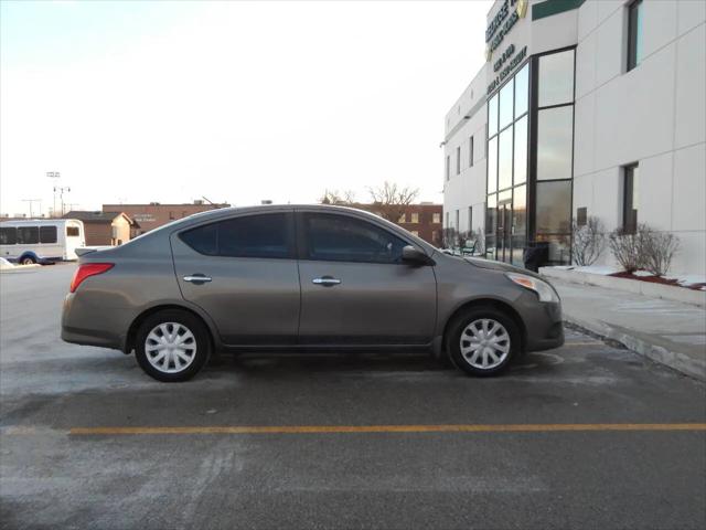 2016 Nissan Versa 1.6 SV