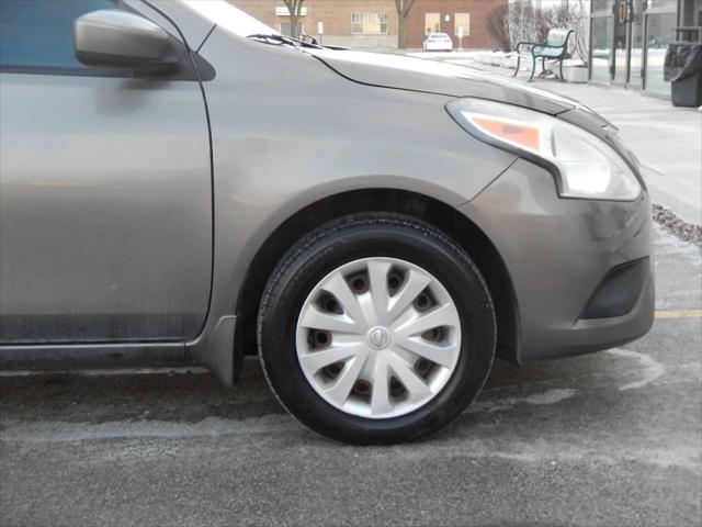 2016 Nissan Versa 1.6 SV