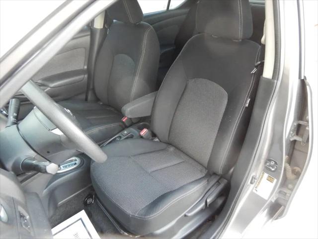 2016 Nissan Versa 1.6 SV