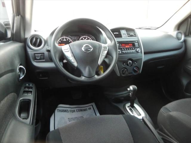 2016 Nissan Versa 1.6 SV