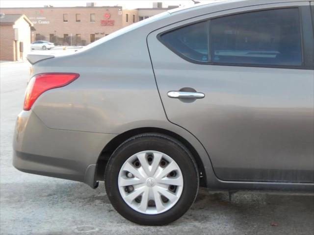 2016 Nissan Versa 1.6 SV