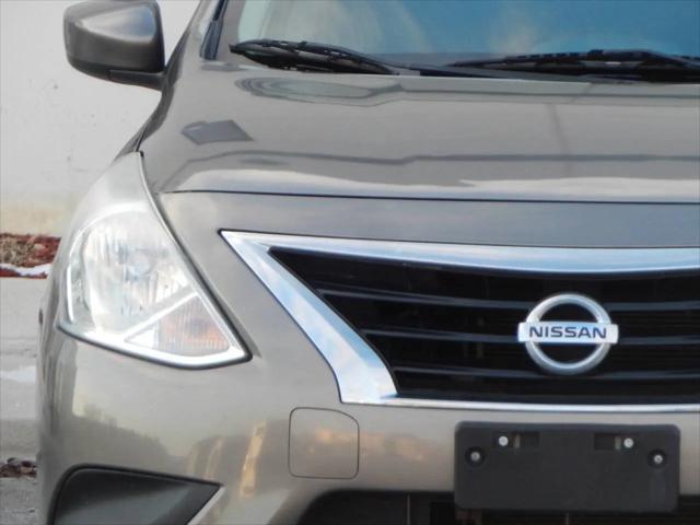 2016 Nissan Versa 1.6 SV
