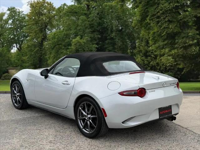2016 Mazda MX-5 Grand Touring